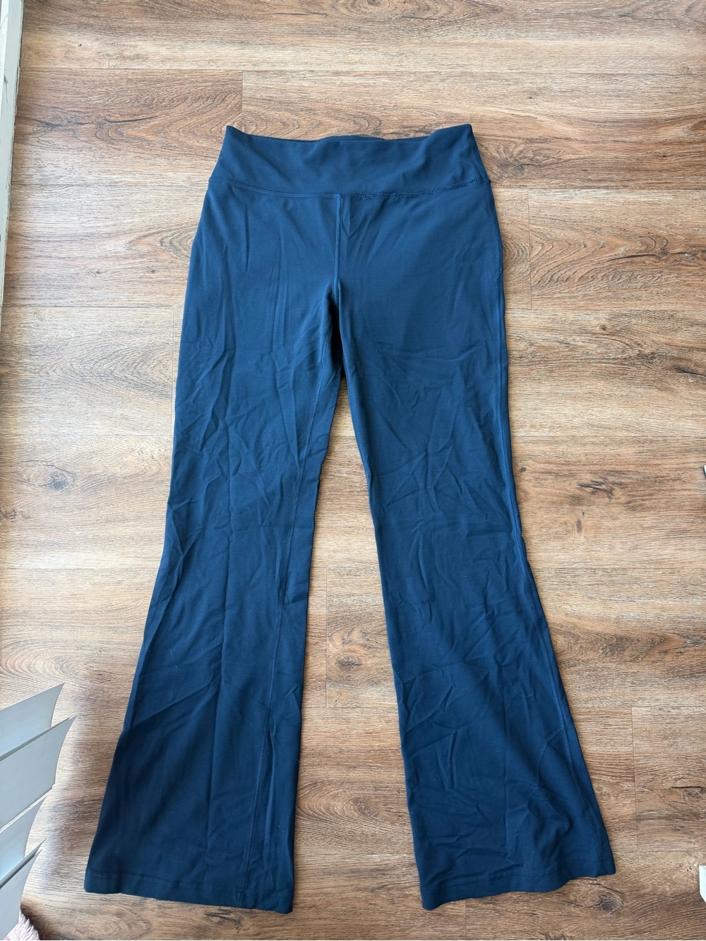 lululemon Groove Nulu high-rise flared pant regular size 10